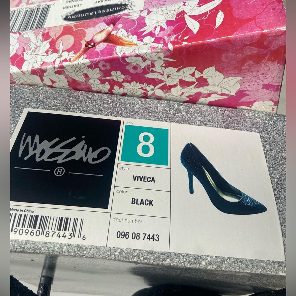 Beautiful black sequined heels. Never worn. - Picture 2 of 6